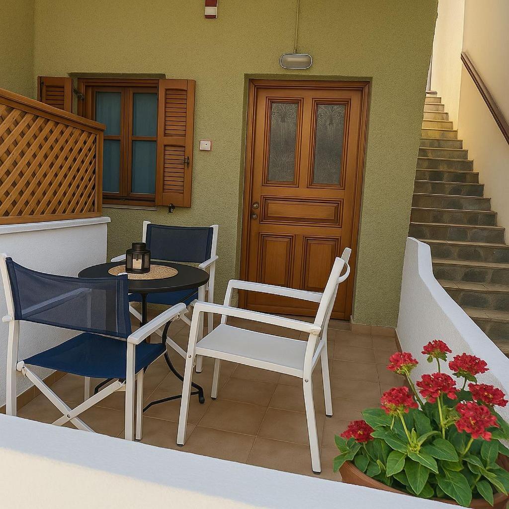 Nicolas Beach Palaiochora Luaran gambar